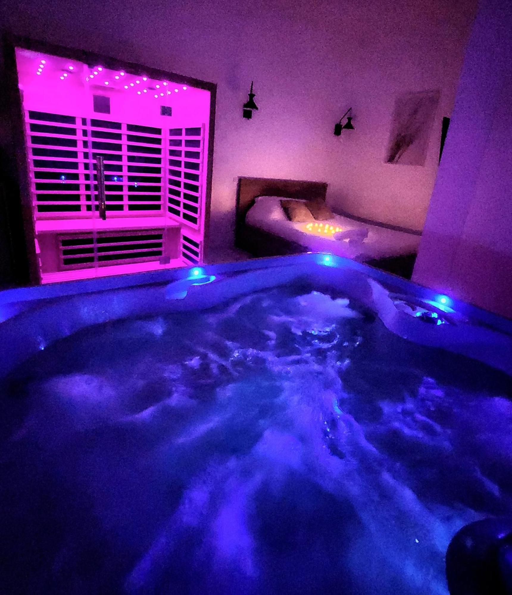 Love Room Jacuzzi Sauna Privatif Marselha Exterior foto